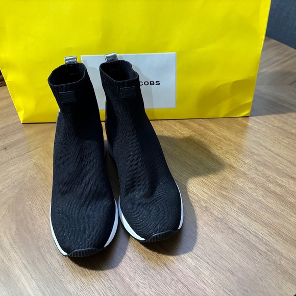 Michael Kors Skyler Embellished Metallic Stretch Knit Sock Sneaker Black Size 10 - Picture 4 of 12